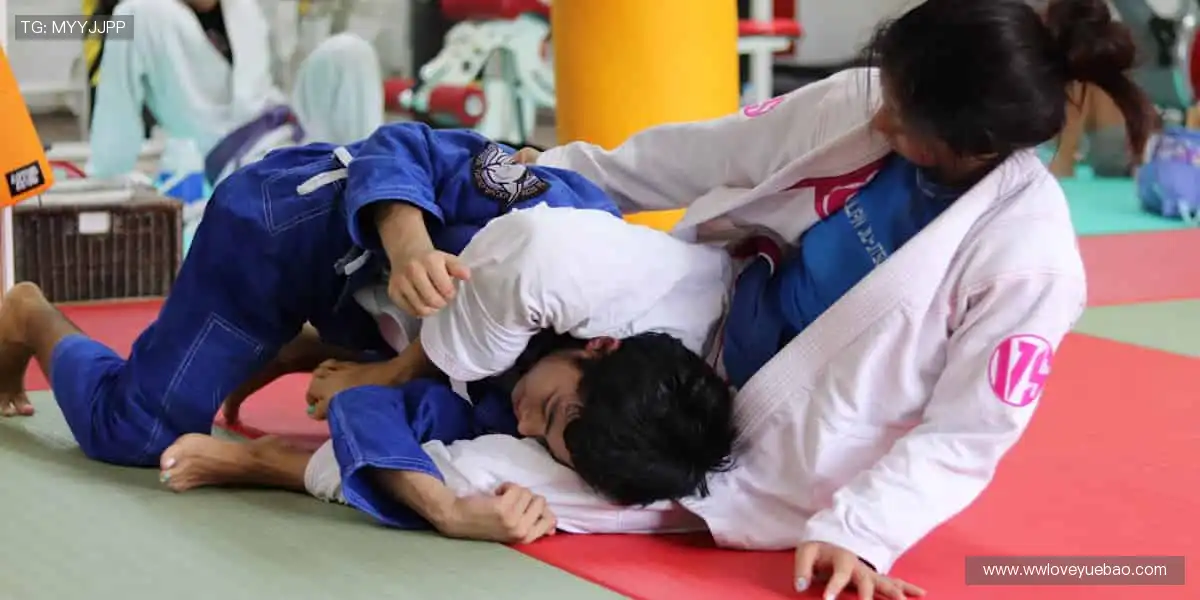 🏆点燃赛场热血，见证巅峰对决！